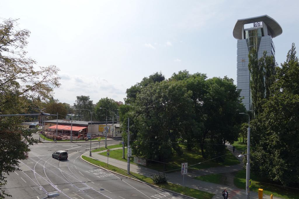 Restaurace Alvi Hotell Ostrava Exteriör bild